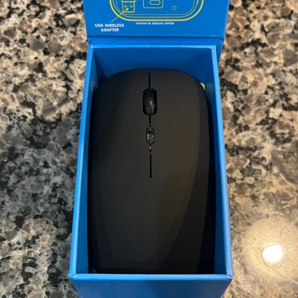 Clickey Wireless RGB Mouse